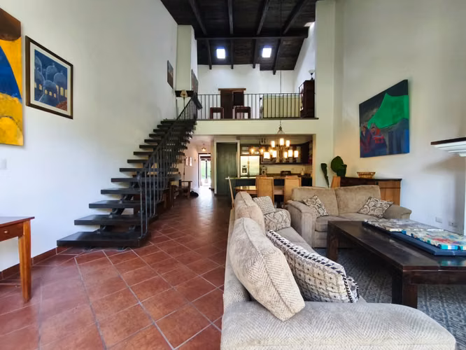 PRECIO LOFT EN VENTA 2 HABITACIONES Y PICINA SAN PEDRO EL PANORAMA ANTIGUA GUATEMALA - Imagen 9
