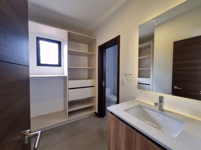 VENTA Apartamento en zona 13 Edificio ELEMENTO
