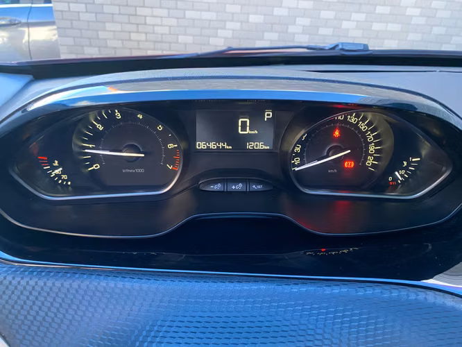 Peugeot 2008 Allure Automática de Agencia Modelo 2020