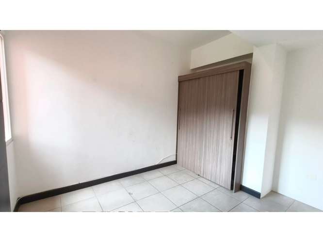 Apartamento en Renta Zona 16 - Imagen 4
