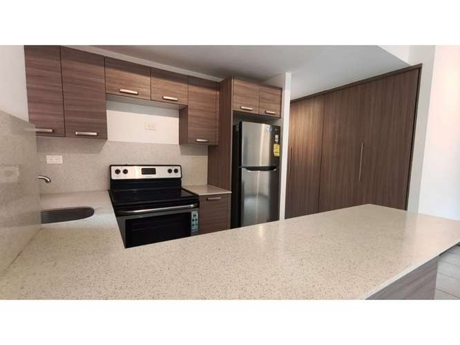 Apartamento en Renta Zona 16 - Imagen 5