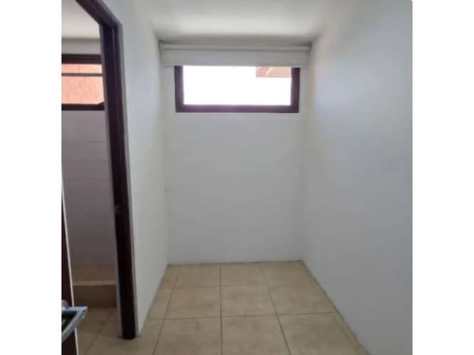 Renta/Venta  Apartamento en Zona 10 - Imagen 11