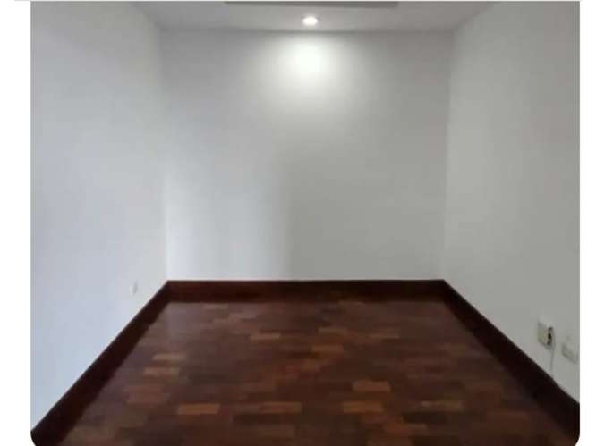 Renta/Venta  Apartamento en Zona 10 - Imagen 9