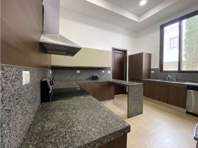 Casa en Condominio en Renta Zona 16 - Imagen 13