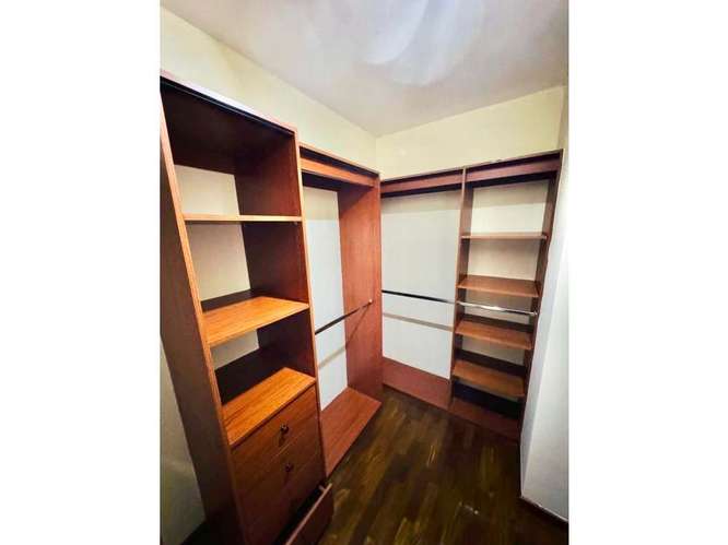 Apartamento en Venta Zona 10 - Imagen 7