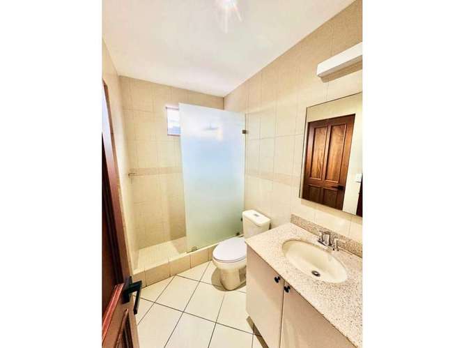 Apartamento en Venta Zona 10 - Imagen 10