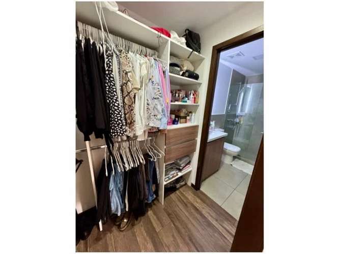 Apartamento en Venta/Renta Zona 10 - Imagen 7