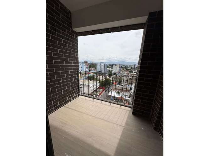 Apartamento en Renta Zona 10 - Imagen 4