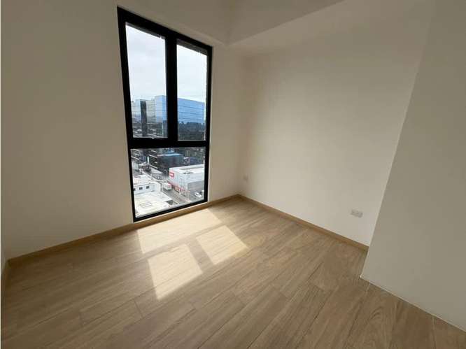 Apartamento en Renta Zona 10 - Imagen 2