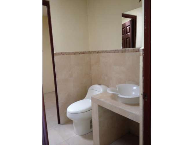 Venta/Renta de Casa en Condominio en Km 18.5 Carretera a El Salvador - Imagen 11