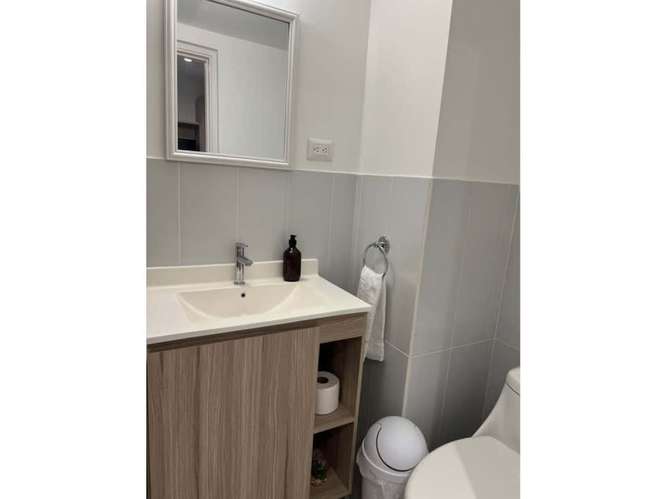 Apartamento Amueblado en Venta Zona 10 - Imagen 4