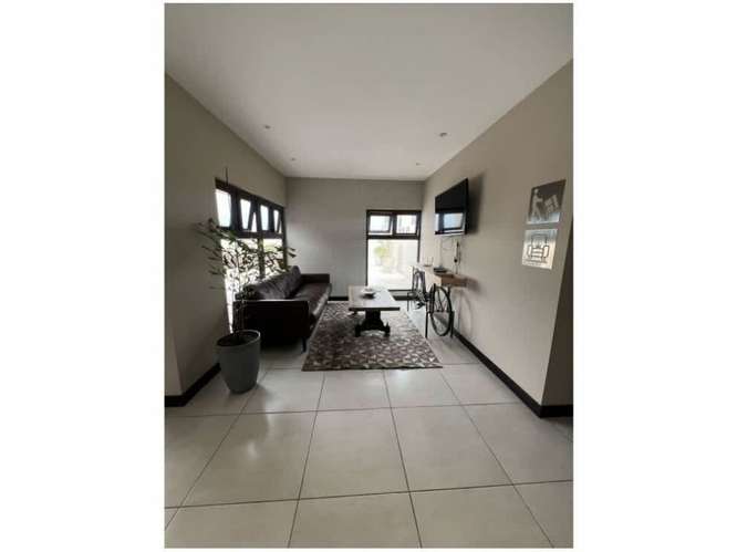 Apartamento en Venta Zona 10 - Imagen 4
