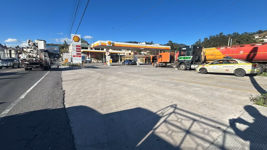 GASOLINERA SHELL FUNCIONANDO