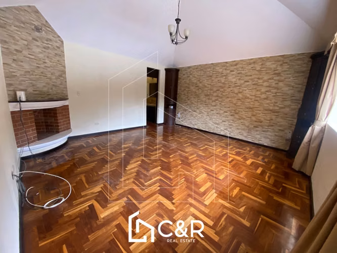 Casa de 4 Habitaciones en Renta - Muxbal