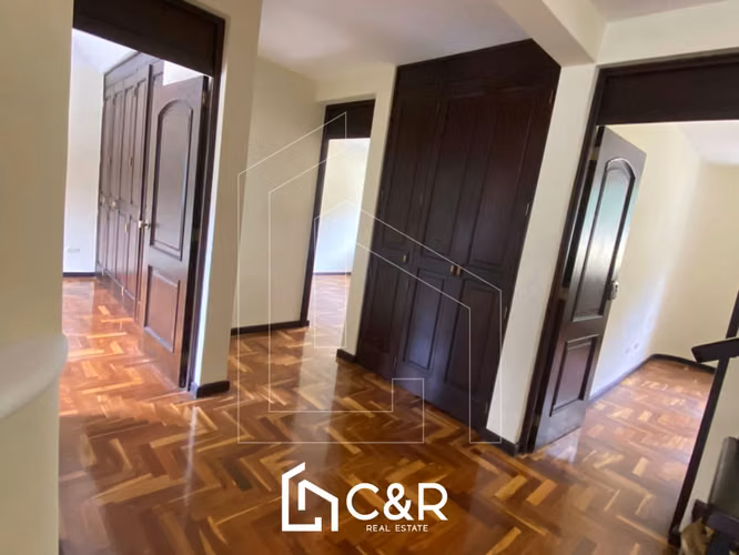 Casa de 4 Habitaciones en Renta - Muxbal