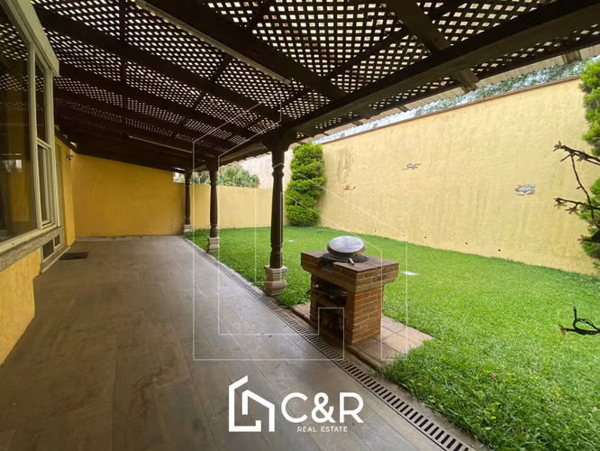 Casa de 4 Habitaciones en Renta - Muxbal