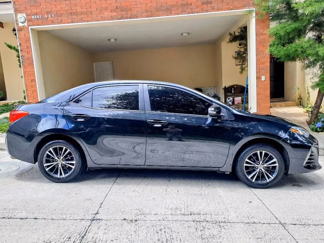 2018 TOYOTA COROLLA 1.8L 4CIL 134CV RECORD AGENCIA