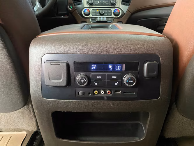 Chevrolet Suburban LTZ de Agencia Modelo 2015 Blindaje 3 Plus