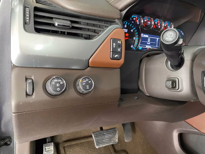 Chevrolet Suburban LTZ de Agencia Modelo 2015 Blindaje 3 Plus