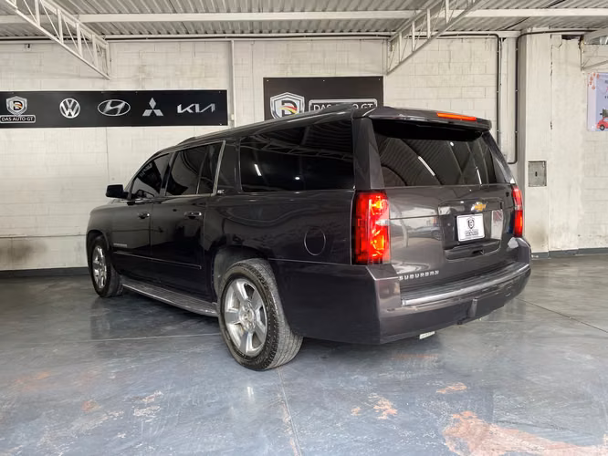 Chevrolet Suburban LTZ de Agencia Modelo 2015 Blindaje 3 Plus