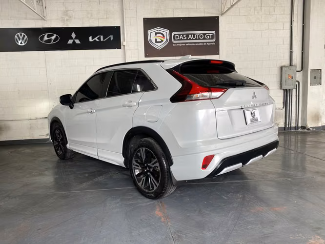 Mitsubishi Eclipse Cross de Agencia Modelo 2023