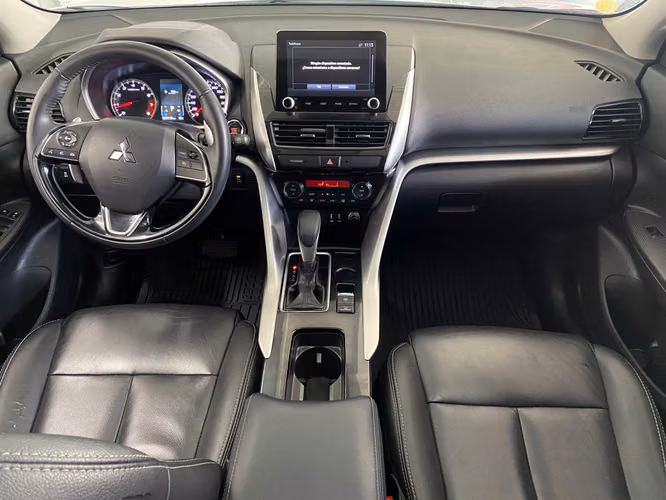 Mitsubishi Eclipse Cross de Agencia Modelo 2023