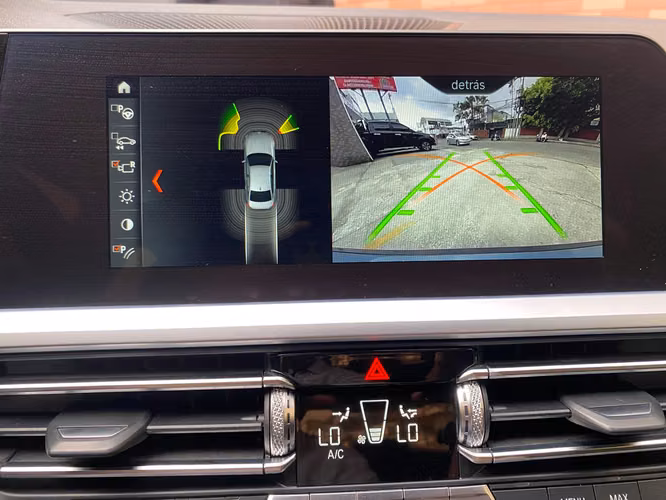 BMW 330i de Agencia Modelo 2020