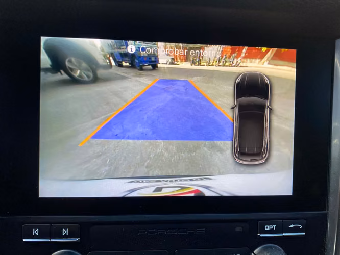 Porsche Macan de Agencia Modelo 2018