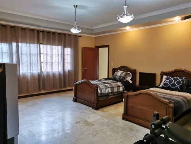 CASA EN RENTA -MUXBAL
