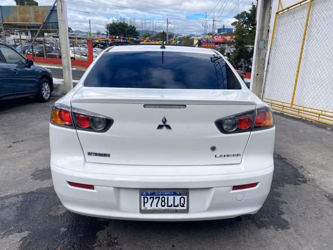 Mitsubishi lancer 2015 automático