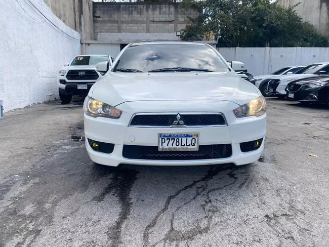 Mitsubishi lancer 2015 automático