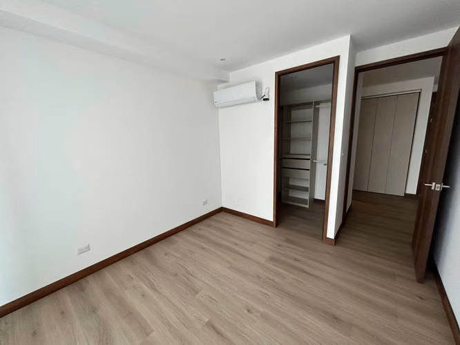 Venta de apartamento en Artis zona 13. - Imagen 9