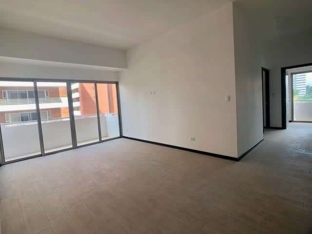 Rento Apartamento en zona 10 - Imagen 2