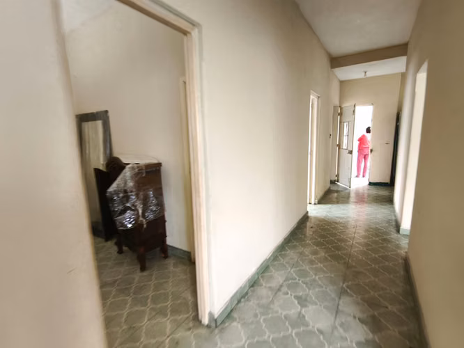 CASA EN VENTA PARA REMODELAR– ZONA 2, BARRIO MODERNO
