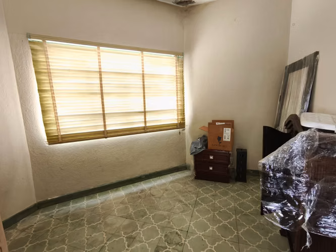CASA EN VENTA PARA REMODELAR– ZONA 2, BARRIO MODERNO