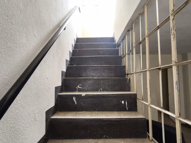 CASA EN VENTA PARA REMODELAR– ZONA 2, BARRIO MODERNO