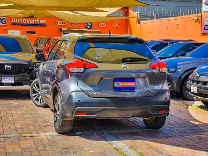 NISSAN KICKS 2020