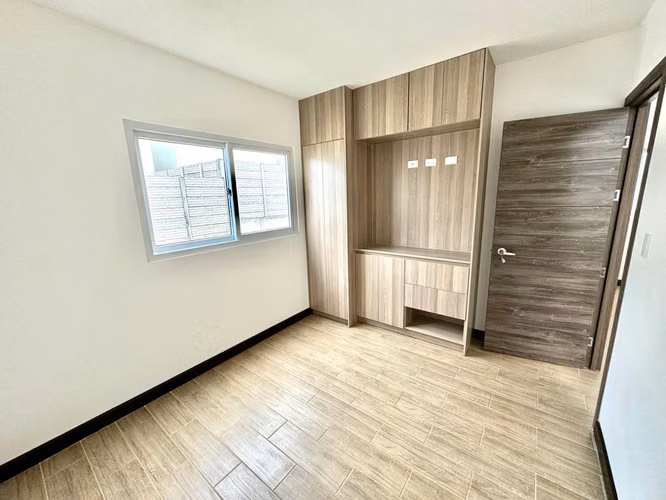Casa en venta para estrenar en Bosques de Santa Elena, Villa Canales