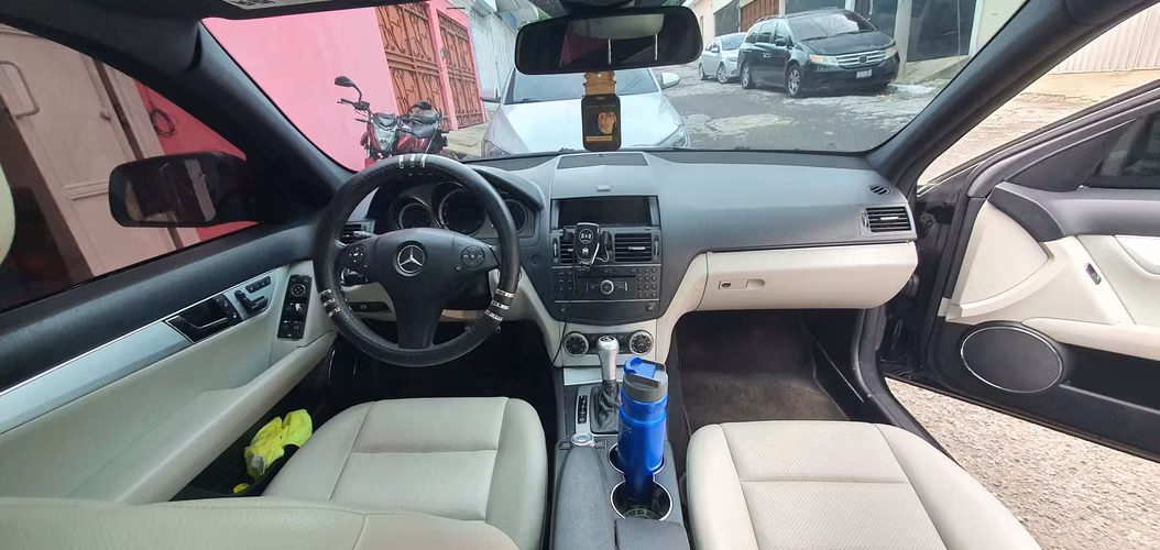 MERCEDES BENZ C-300 4MATIC - Imagen 6