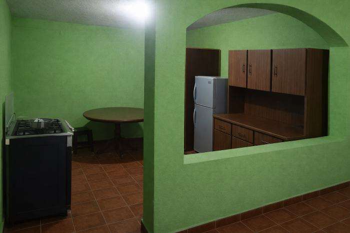 Casa en venta con locales uso mixto Zona 6 proyecto 4-4 - Imagen 5