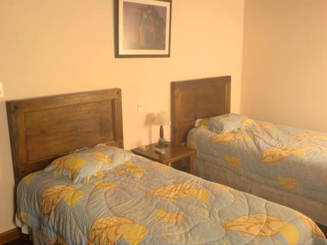 CASA EN VENTA Y RENTA EN AMATIQUE BAY