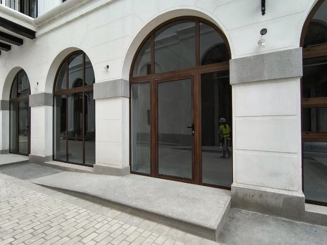 Zona 16 Cayala clínica u oficina en renta