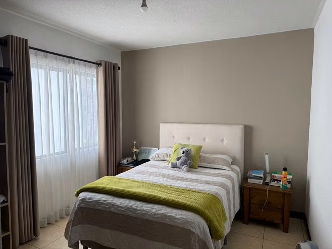 Zona 16 casa en venta Portal de San Isidro