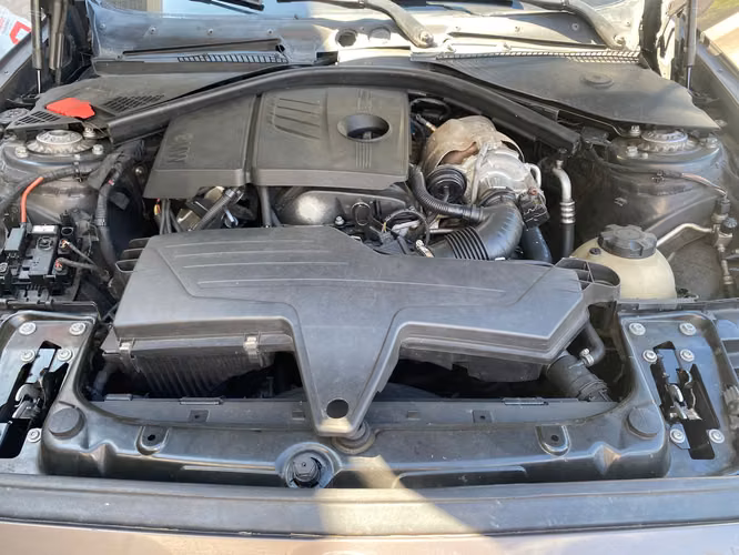 BMW 118i Automático de Agencia Modelo 2015