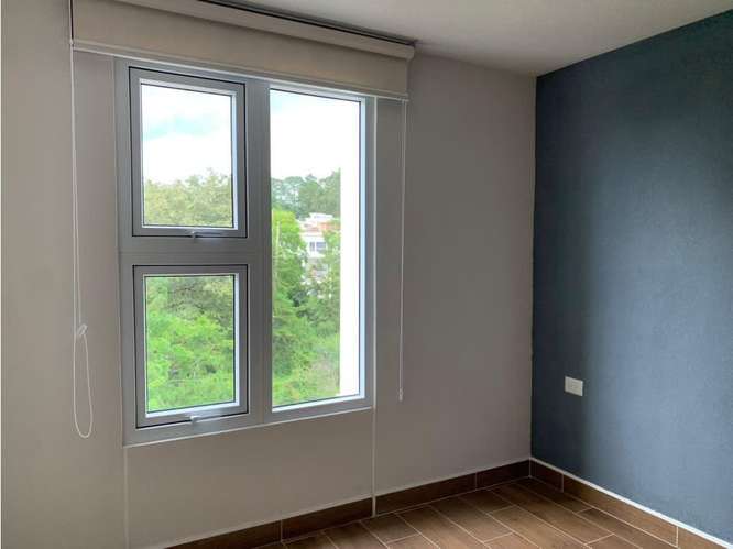 APARTAMENTO EN VENTA – EDIFICIO SENDEROS | ZONA 16 - Imagen 7