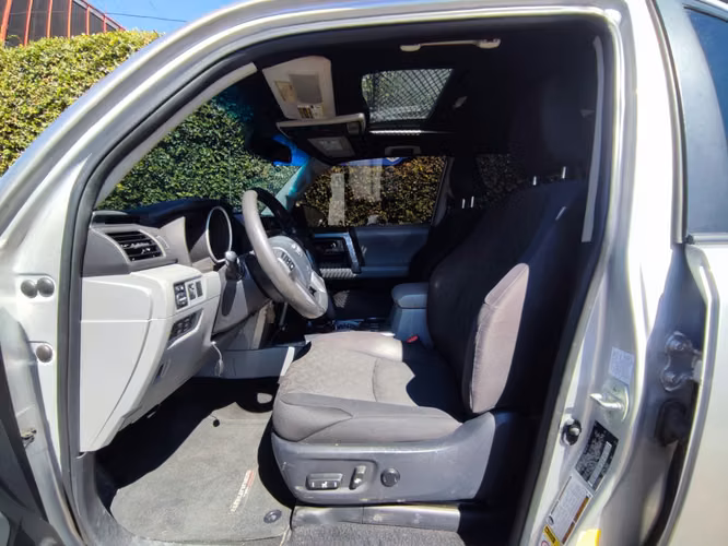 Toyota 4runner Sr5 4wd  Modelo 2011
