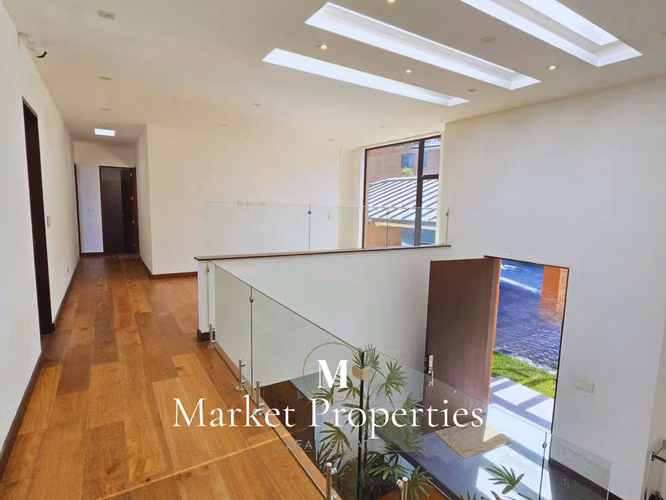 Casa en venta zona 16, Club de Golf El Pulté - Imagen 8