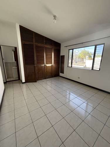  ¡INVERSIÓN GARANTIZADA! Casa en Venta Zona 14 (Generando Renta)