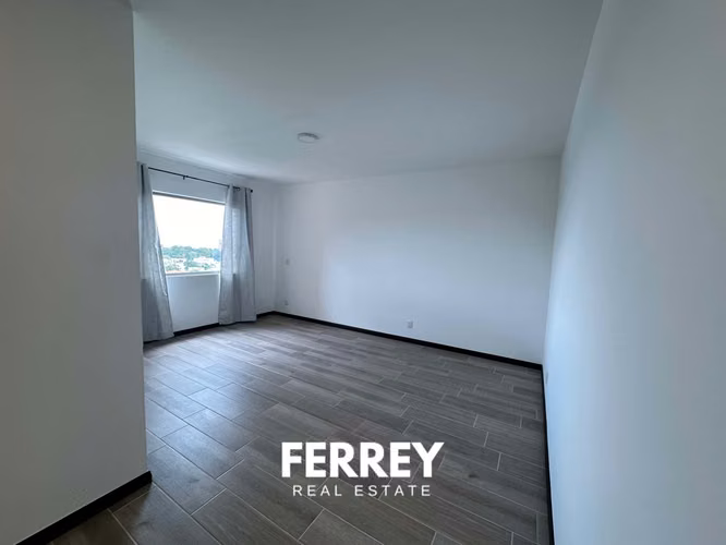 Segheria zona 14 la villa, apto de 3 dormitorios