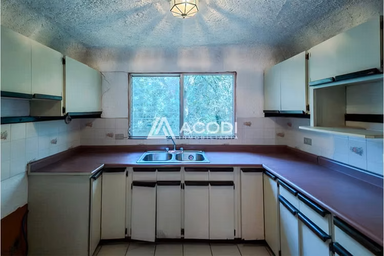 Casa en Labor de Castilla, zona 9 de Mixco